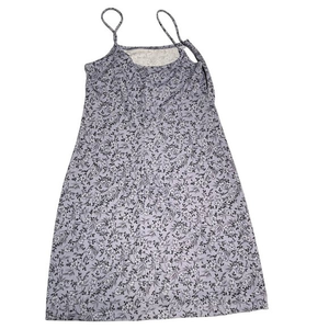 NO BOUNDARIES JUNIORS SIZE MEDIUM‎ LILAC FLORAL DRESS | M1